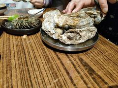 -蚝堡海鲜·威海菜·海肠捞饭·烧烤·亚洲吃蚝公司(幸福门店)