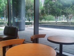 -星巴克(南京孵鹰大厦店)
