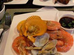 -三亚湾海居铂尔曼度假酒店