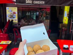 -BHC炸鸡(明洞总店)