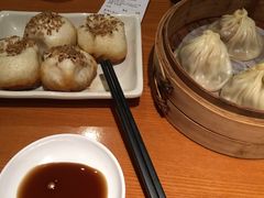 小笼包-鑫震源·苏式大虾生煎(方洲店)