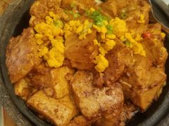 石锅海胆豆腐-品海楼·大连海胆锅贴馆(东港店)