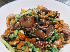-逸兴楼·地道长沙菜(六沟垅店)