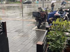 -8PINTS八品脱·日料·烧鸟·精酿小酒馆(莘庄店)