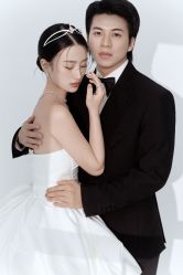 -雨墨婚纱摄影工作室