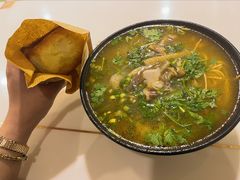 牛杂粉丝汤-牛煎里牛肉煎包淮南牛肉汤(广东路店)