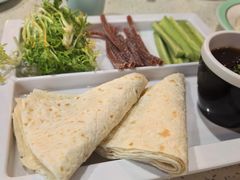 -巧克力渔家.小船海鲜胶东菜(万平口店)