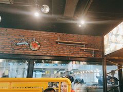 -管氏翅吧(中关村店)