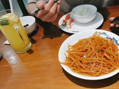 -小菜园新徽菜(芜湖奥特莱斯店)