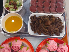 -70後铁锅炖(坡博总店)