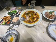 -周渝食惦·酸菜鱼精致川菜(横岗店)