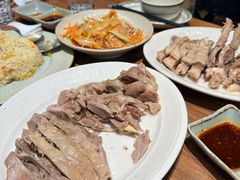 -贯贯吉·清真餐厅(浙江中路店)