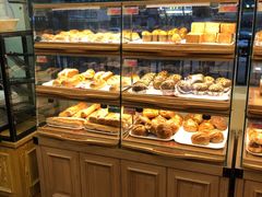 面包甜点陈列柜-新侨三宝乐面包店(崇文门店)