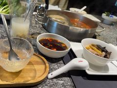 -辉哥火锅(虹桥路店)