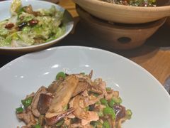 -吃饭皇帝大土家民族菜(正大广场店)