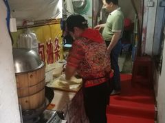 -殷姐糯米包油条
