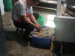 -老鼎万春卤菜(五代传承创始老店)