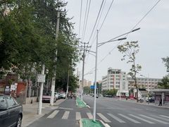 -小放牛炒菜馆(军校店)