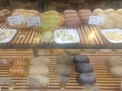 -焙丽拾光(麦凯乐直营店)
