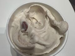 -王府井奥莱棋盘山小镇