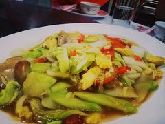 -光海鲜鱼翅餐厅(叻差拉披色路店)