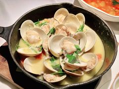 蒜香白酒蛤蜊面-夏朵餐厅(丁香店)
