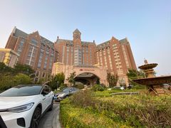 -天津京基皇冠假日酒店