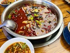 -重庆鱼美佳火锅(四川师大店)
