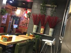 大堂-愉肴麻辣香锅(中山路店)