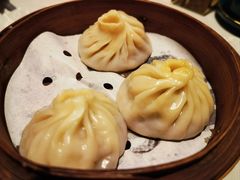 蟹粉汤包-松鹤面馆·古法焖肉面(观前店)