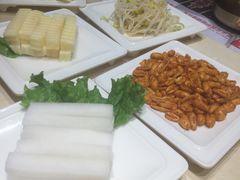 -老佛爷炭火蛙锅直营(清滨路总店)