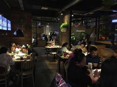 大堂-铁胖子口碑长沙菜·龙虾烧烤(赤岗社区店)
