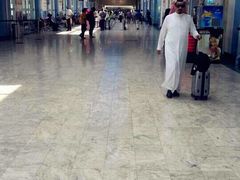 -班达拉奈克国际机场