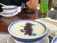 -周大娘牛乳(旧寨古村总店)