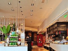 -松咖啡自助餐厅·松北香格里拉