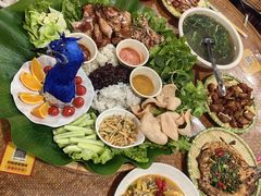 -沐毫傣泐云南菜孔雀宴•手抓饭傣味烧烤(曼听店)