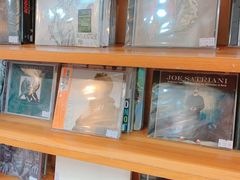 -M.F CDshop唱片店