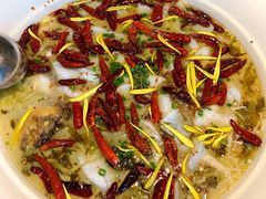 老坛酸菜鲈鱼-江渔儿酸菜鱼(万科东荟城店)