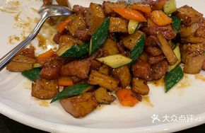 Almond Mushroom with Premium Beef Cubes