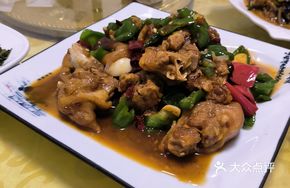 Spicy Pig Trotter Stir-fry