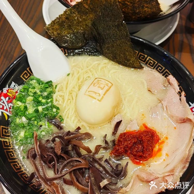 比GTJ寿司店的拉面汤底好喝太多！