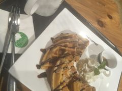 -Who乎coffee&bar