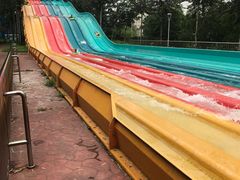 -欢乐水魔方水世界