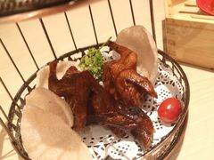 蜜制烤乳鸽-避风塘(宝山万达店)