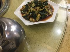 -东巴谷野生菌火锅餐厅