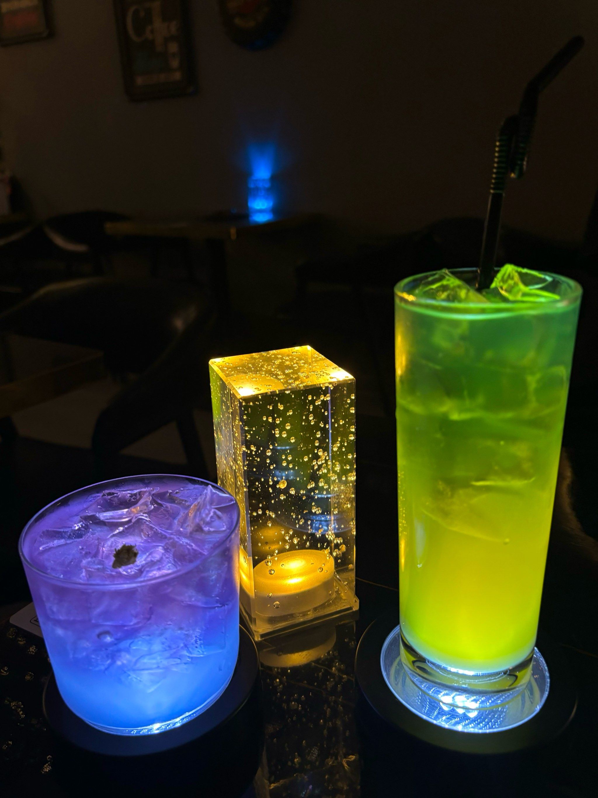 宛如艺术品#现调鸡尾酒 深夜酒吧