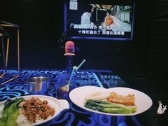 -K+全国连锁KTV(绿地缤纷天地店)
