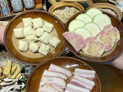 -阿山卓·野生菌火锅·纳西火塘烤肉