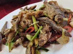 -香猪美食(中心店)