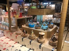 -猫的天空之城概念书店(苏州诚品店)
